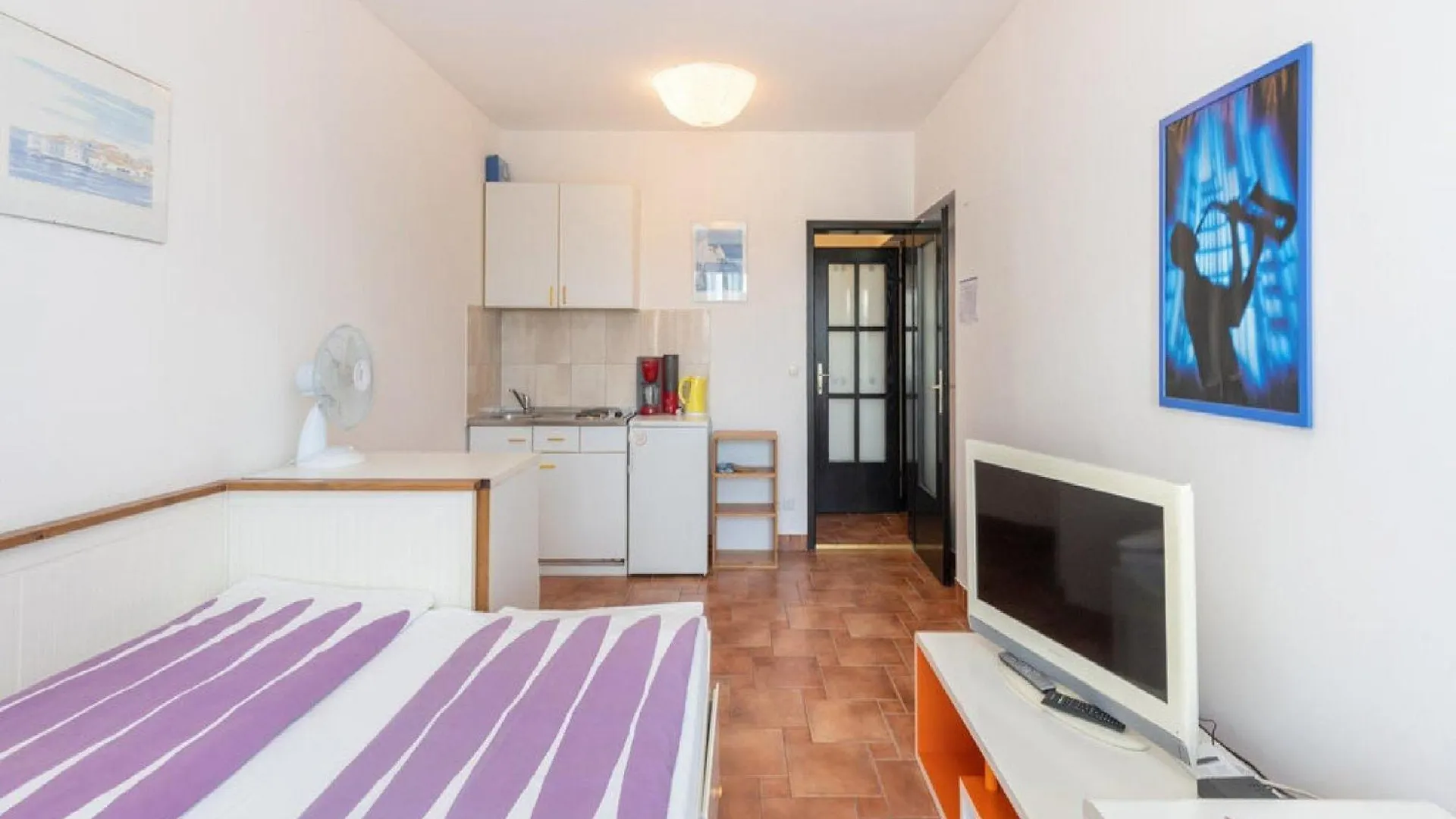Apartments Ilija Njavro - Studio Apartment With Balcony Jadranovo